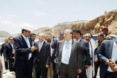 من زيارة نائب الرئيس التفقدية لمحافظة تعز أمس الأول